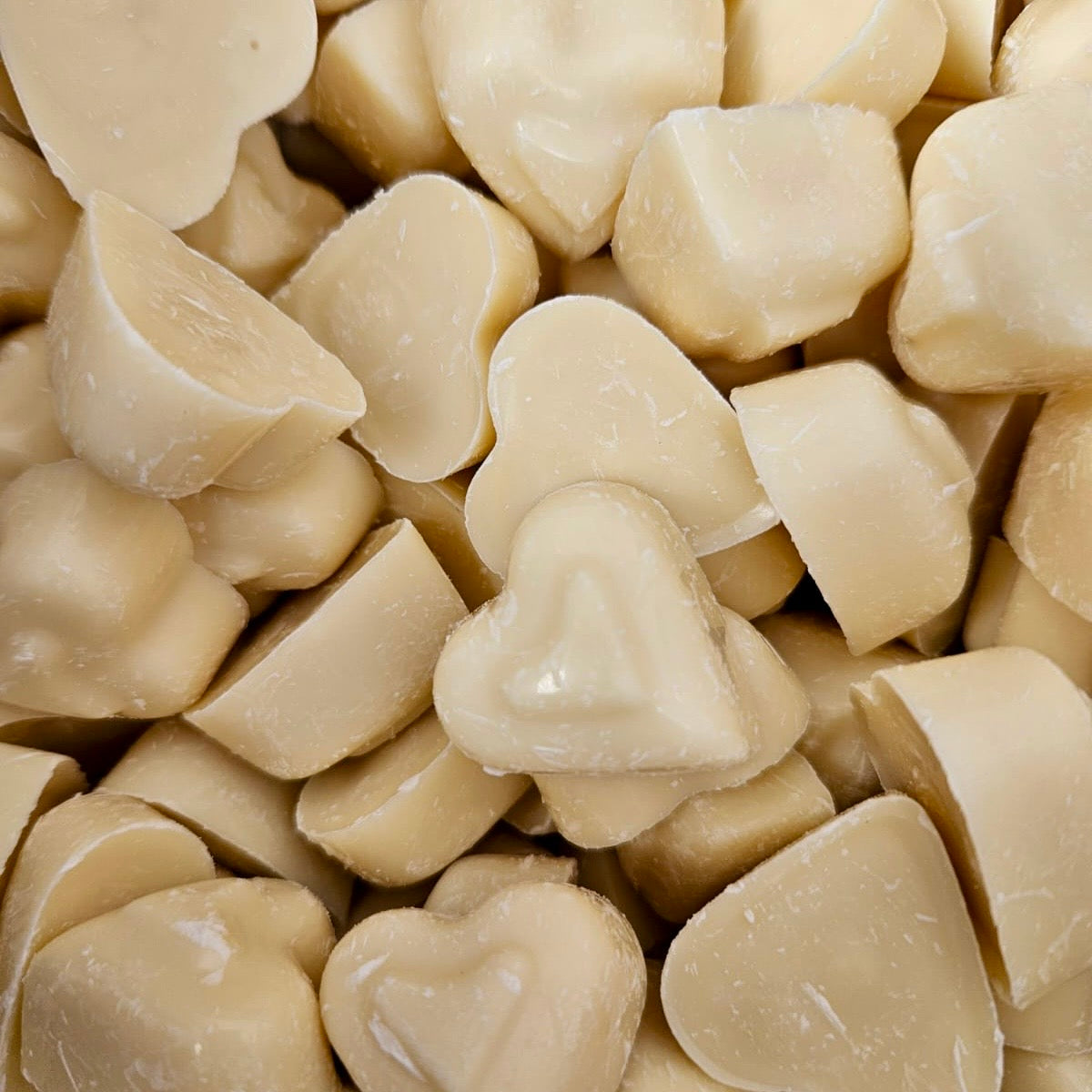 Opsy Choc White Hearts